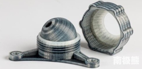 Markforged發(fā)布新一代碳纖維3D打印機Mark Two，加速3D打印基礎材料市場擴張